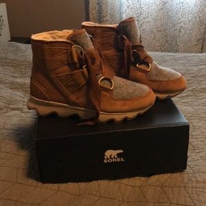 BNWT Sorel Boots